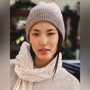 American Eagle Cozy Ribbed Beanie Brown Heather